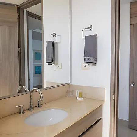 Espectacular Apto De 2 Hab Piso 24 - Morros Apartamento